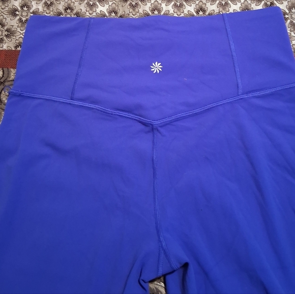 Athleta Elation Flare Pant's Purple SzM Women Yoga Fitness Running - Picture 11 of 15